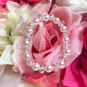 💗 Baby Girl Pearl/Glass Bead Stretch Bracelet 💗